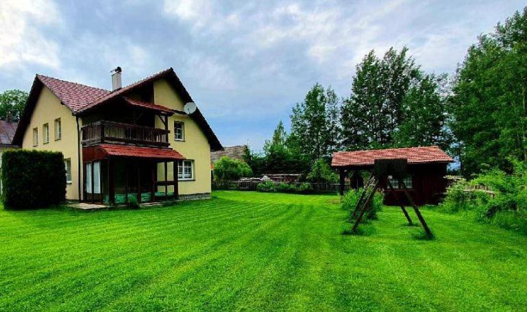 Apartmany Srni U Hlinska フリンスコ エクステリア 写真