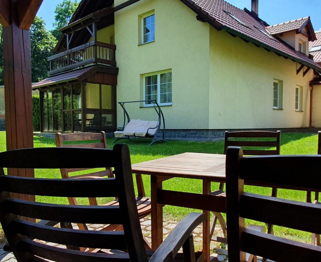Apartmany Srni U Hlinska フリンスコ エクステリア 写真
