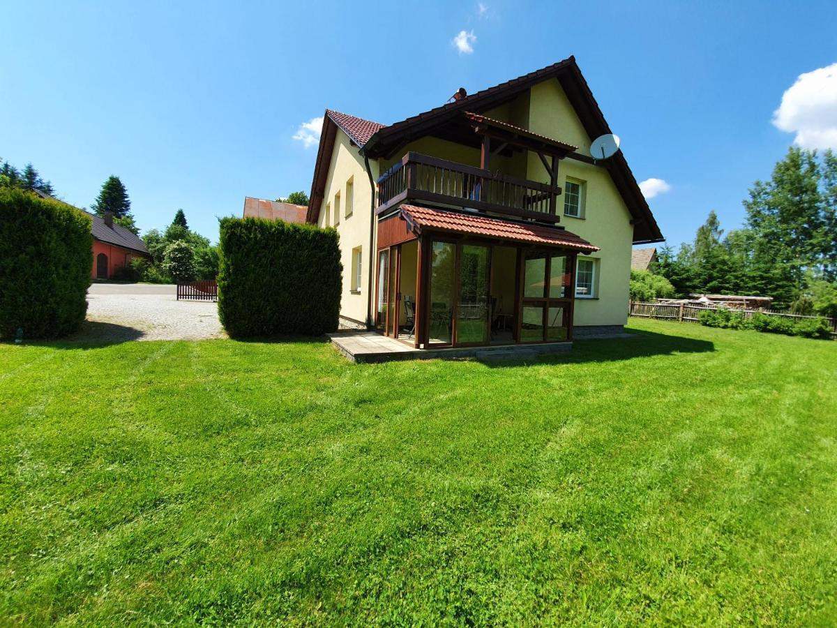 Apartmany Srni U Hlinska フリンスコ エクステリア 写真