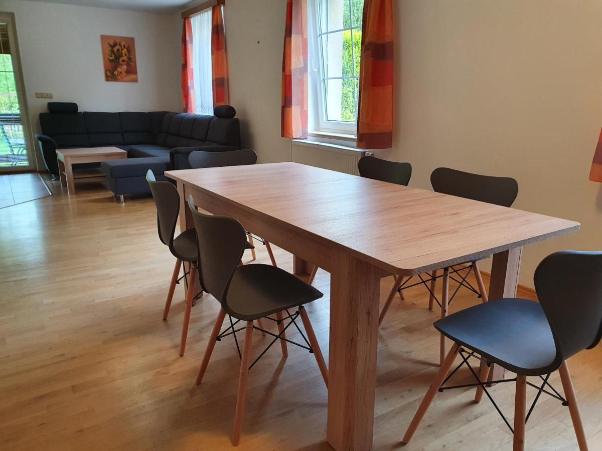 Apartmany Srni U Hlinska フリンスコ エクステリア 写真